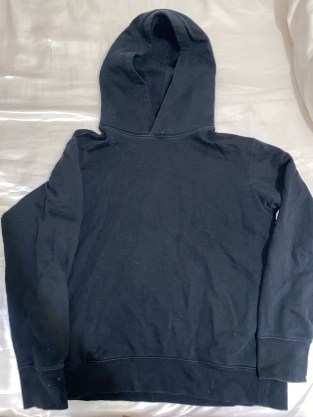 Uniqlo Classic Black Pullover Hoodie